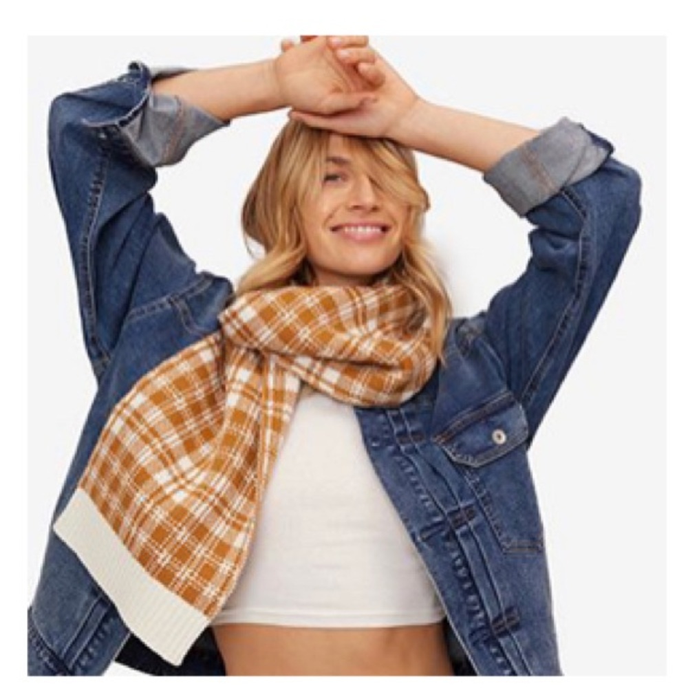 Timberlake buffalo plaid scarf